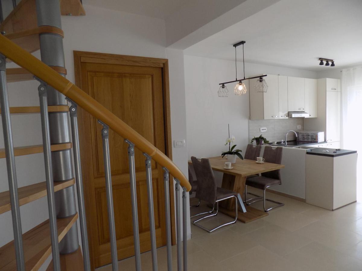Twins Villa Rosini Ngoại thất bức ảnh